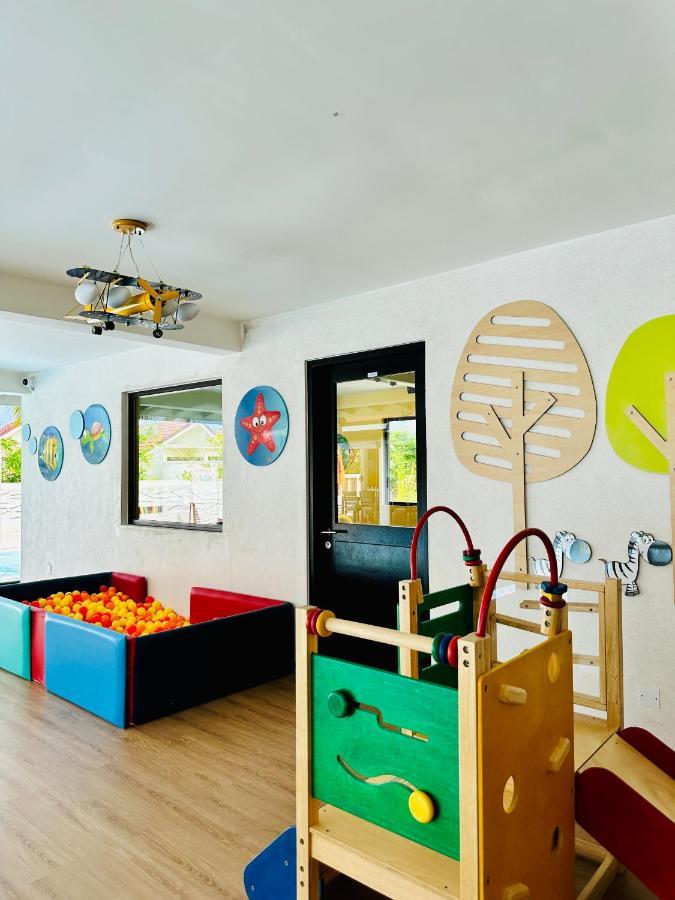 Oblu Xperience Ailafushi Complex Male