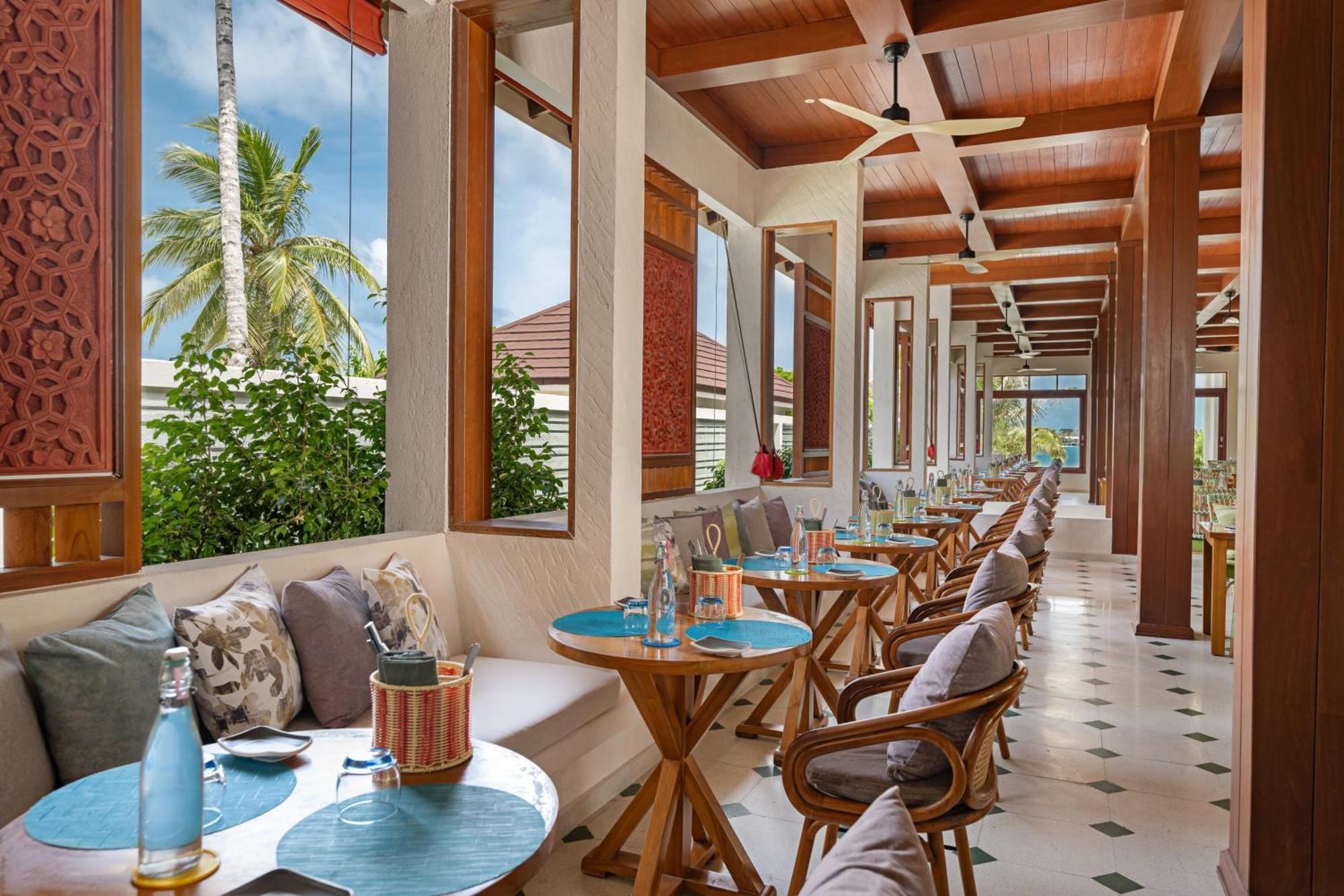 Oblu Xperience Ailafushi Resort Malé
